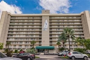 Building Photo - 3880 N Hwy A1A
