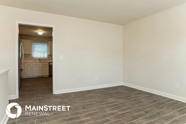 Foto del edificio - 125 Sedgewick Ridge Ct