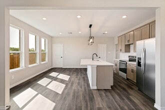 Kitchen - Trail Creek Village