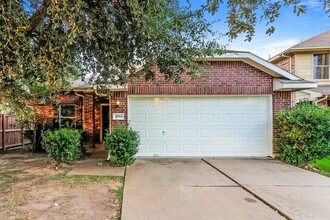 Building Photo - 4786 Wind Trace Dr