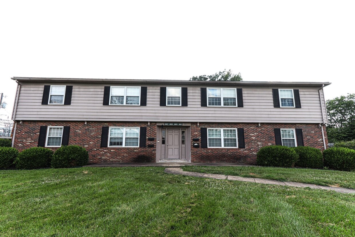 Primary Photo - 1st Full Month FREE – Spacious 2 Bedroom A...