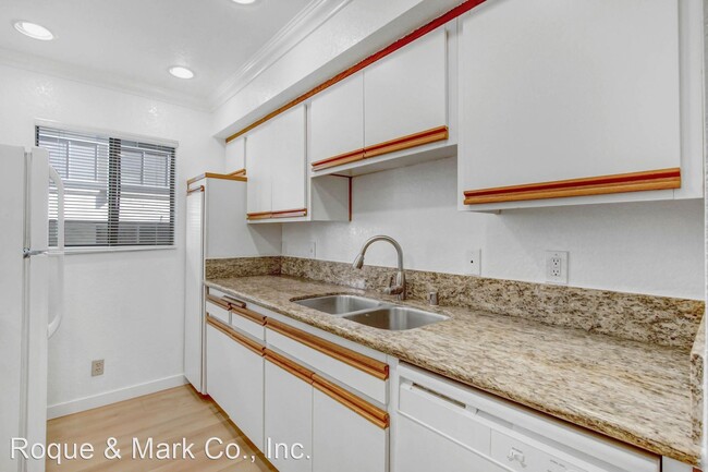 Foto del edificio - 2 br, 2 bath Apartment - 10604 Wilkins Ave...