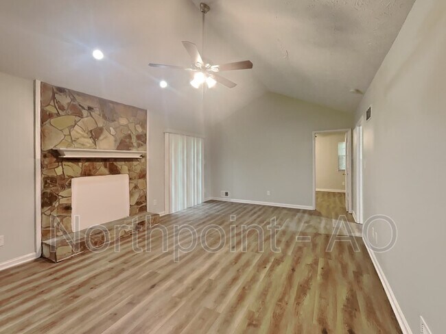 Foto del edificio - 3821 Salem Mill Terrace