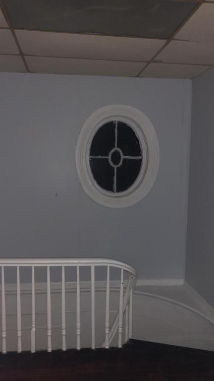 Foto del edificio - 208 Pennington Ave