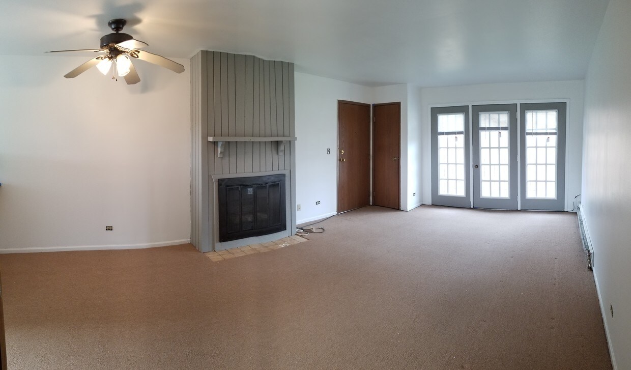 Primary Photo - 2316 Century Point Ln