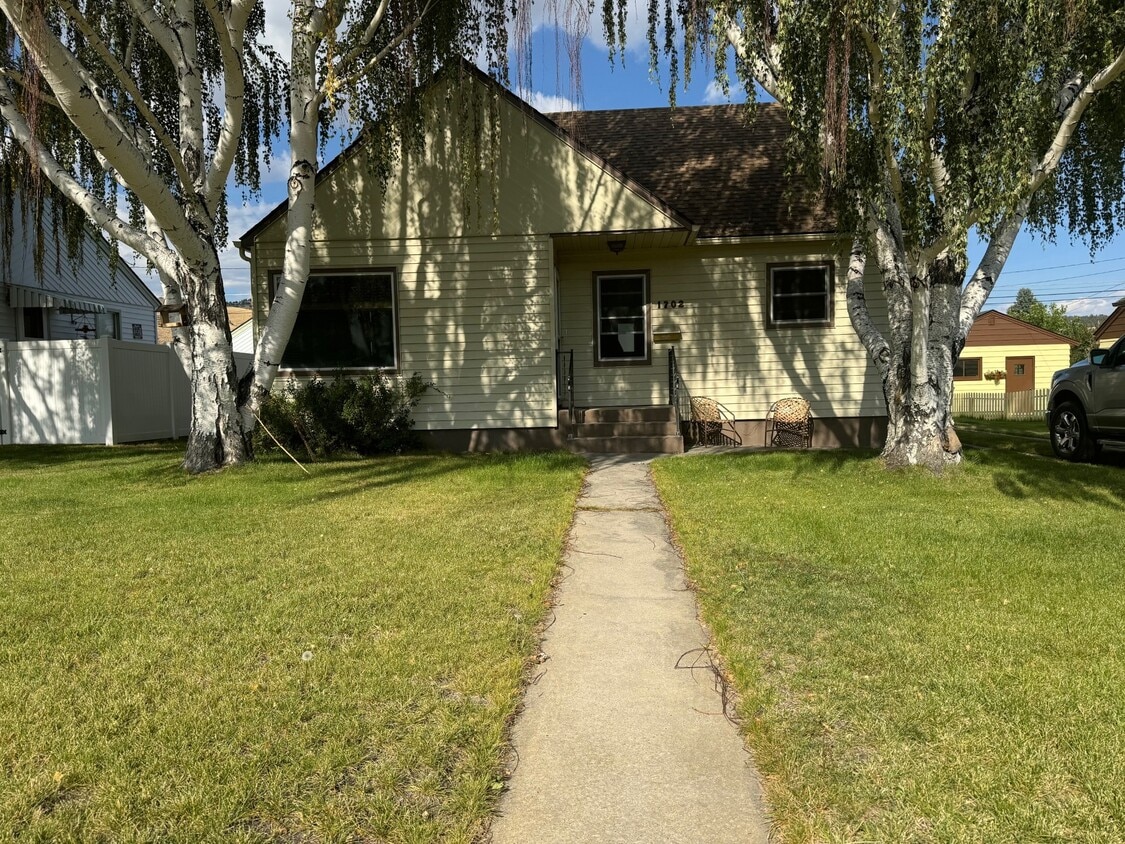 Primary Photo - 1702 Tammany St