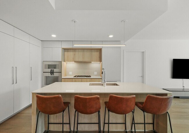 Foto del edificio - 211 N Harbor Dr