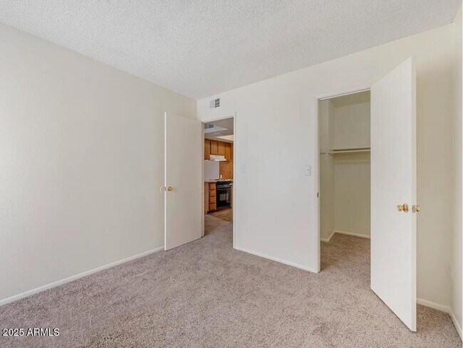 Foto del edificio - 5750 N 59th Ave