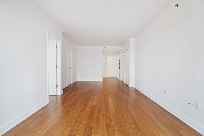 Foto del edificio - 1 2nd St