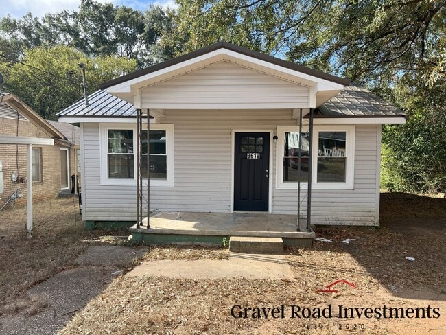 For Rent – Charming 3 Bedroom, 1 Bath Home - For Rent – Charming 3 Bedroom, 1 Bath Home
