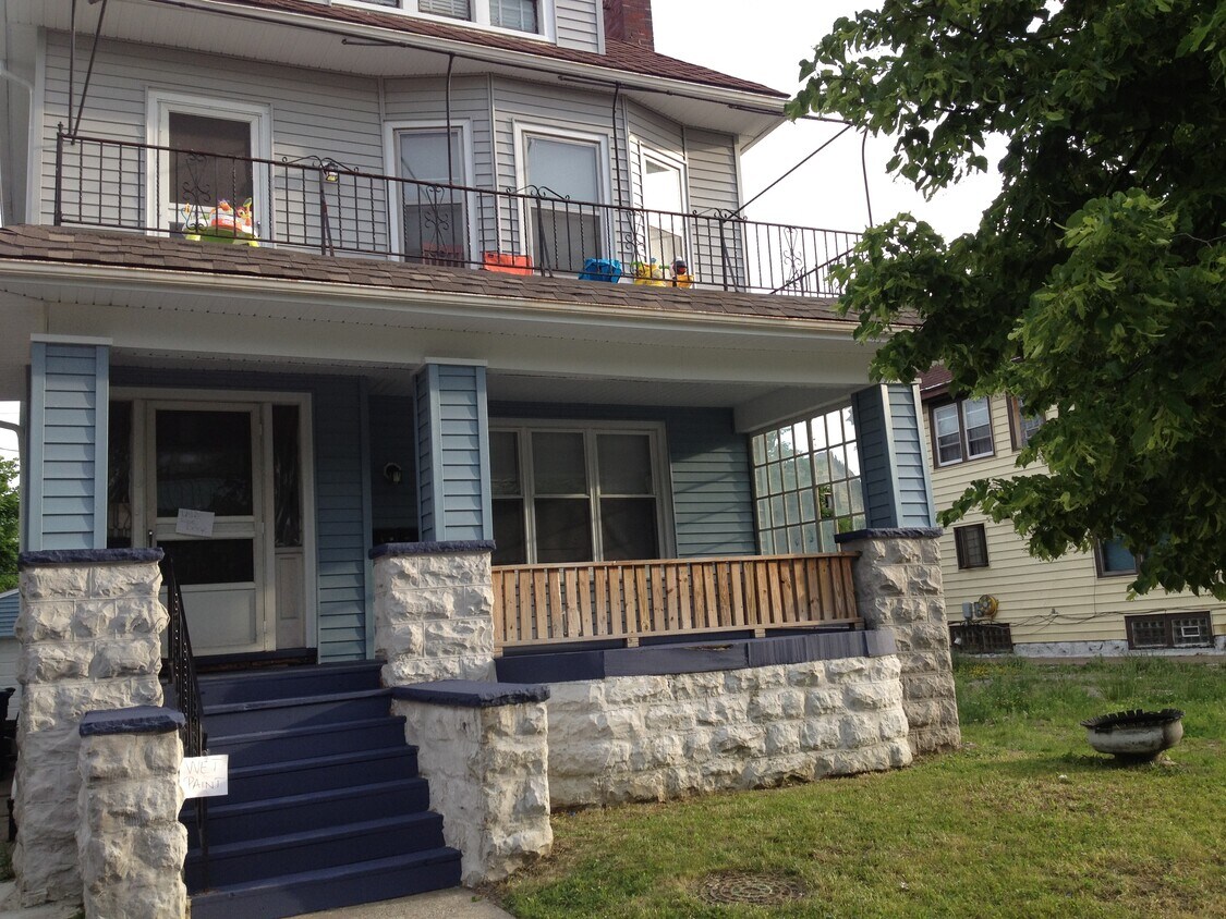 Foto principal - 187 Goulding Ave