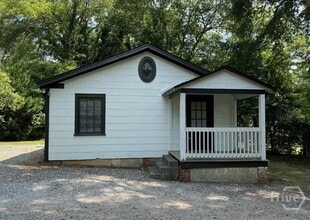 Building Photo - 1983 S Lumpkin St