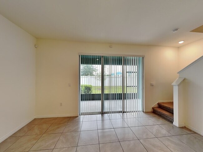 Building Photo - 5227 Dragonfly Dr