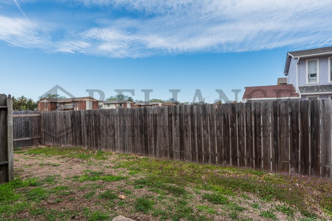 Building Photo - 7210 W Douglas Ave