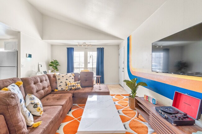 Foto del edificio - 4315 Munger Ave
