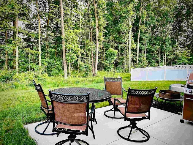 Foto del edificio - 172 Edenbridge Blvd