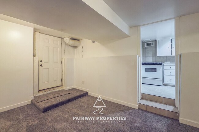 Foto del edificio - 785 28th St