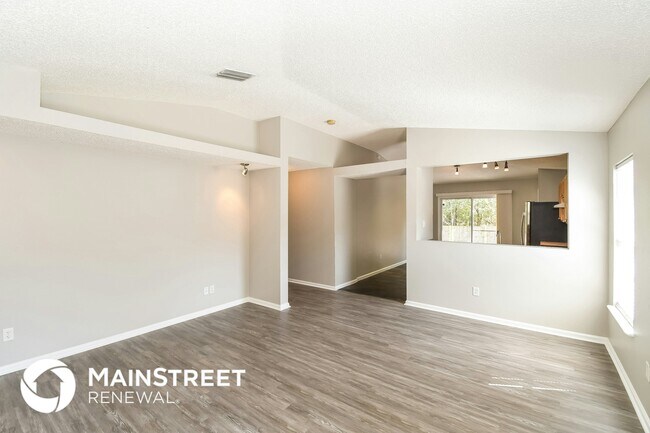 Foto del edificio - 1228 Spring Creek Ct