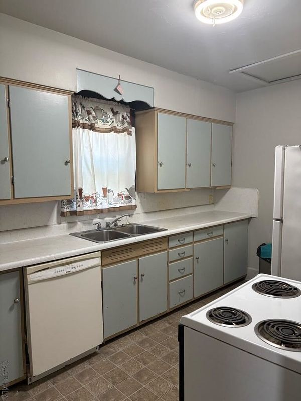 Foto del edificio - 926 Bloom St
