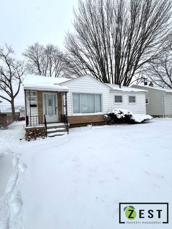 Building Photo - 29287 Commonwealth St