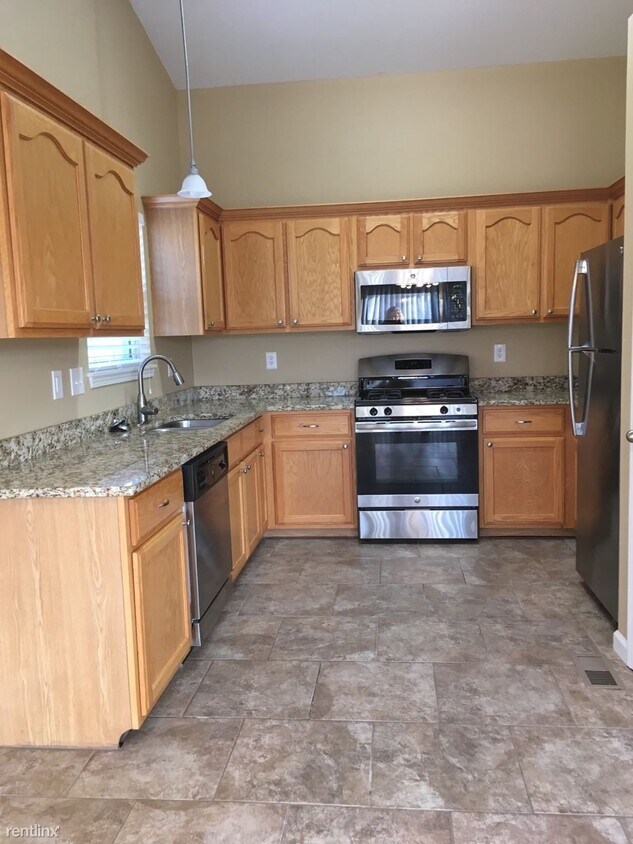 Building Photo - 4 br, 3 bath House - 1721 Waters Edge Way