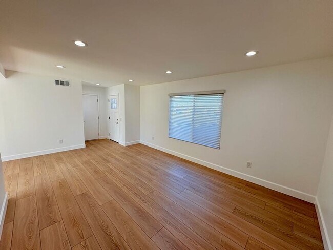 Building Photo - Newly remodeled single story home in Mira Mesa in cul de sac