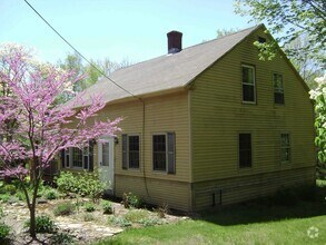 Building Photo - 56 Hydeville Rd