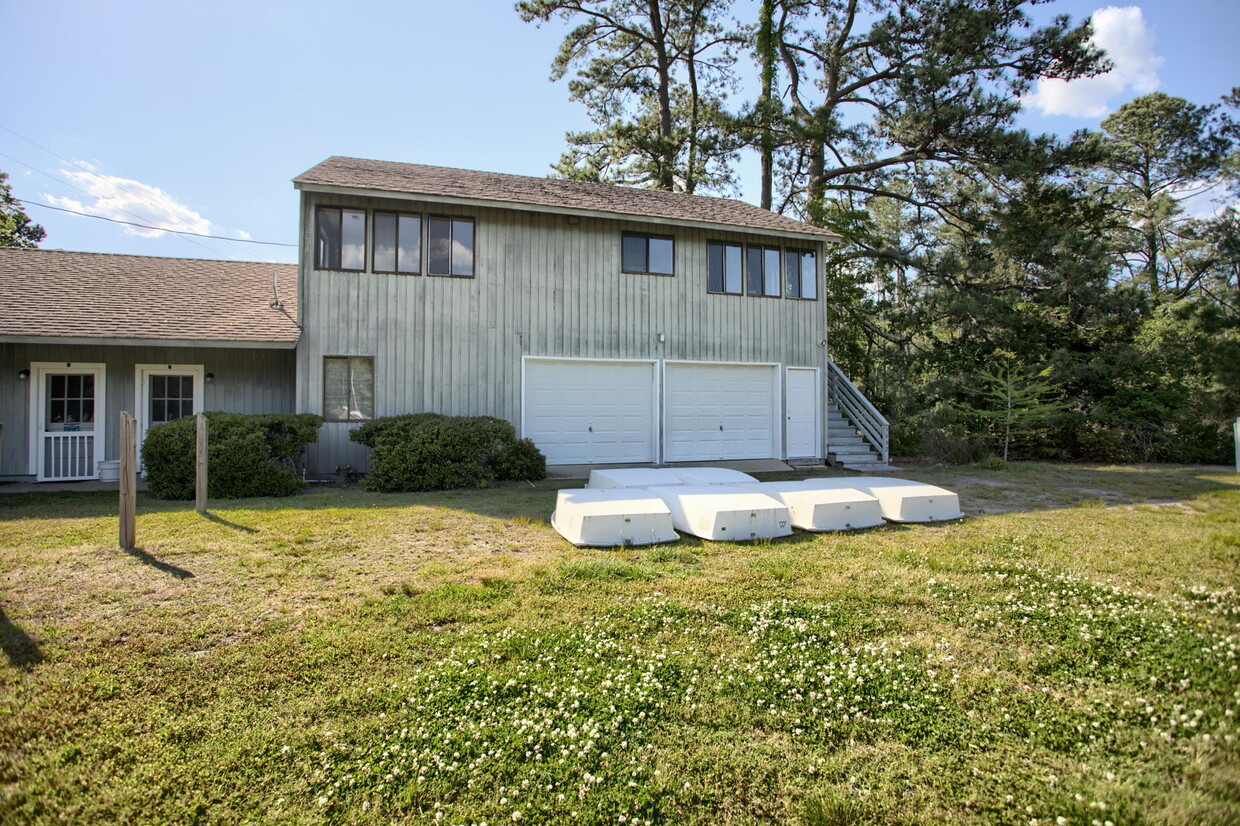 Primary Photo - 5992 Ware Point Rd