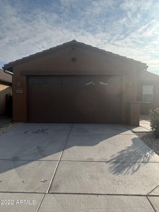 Foto del edificio - 8953 W Palo Verde Dr