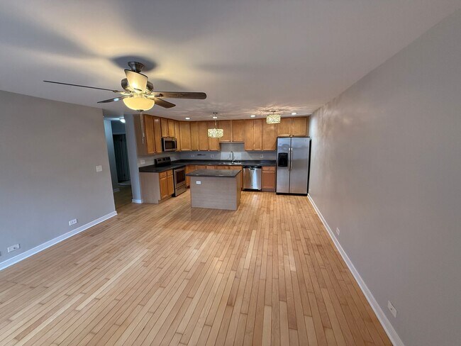 Foto del edificio - 744 W Gordon Terrace