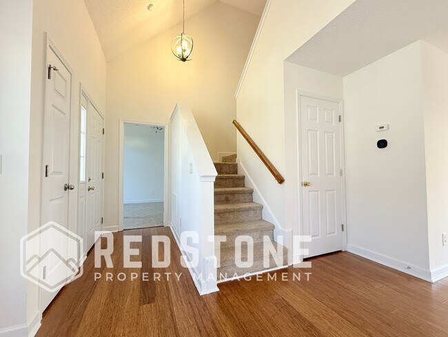 Foto del edificio - 131 Hoskins Cir