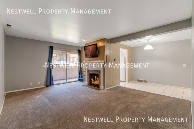 Photo - 2422 S Elizabeth St Apartment