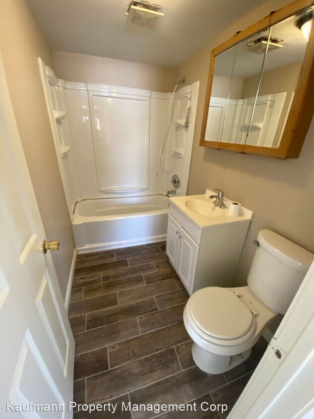 Building Photo - 4 br, 1 bath House - 6021 Gates Ct
