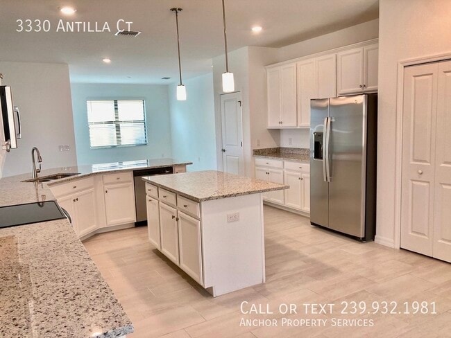 Building Photo - 3330 Antilla Ct