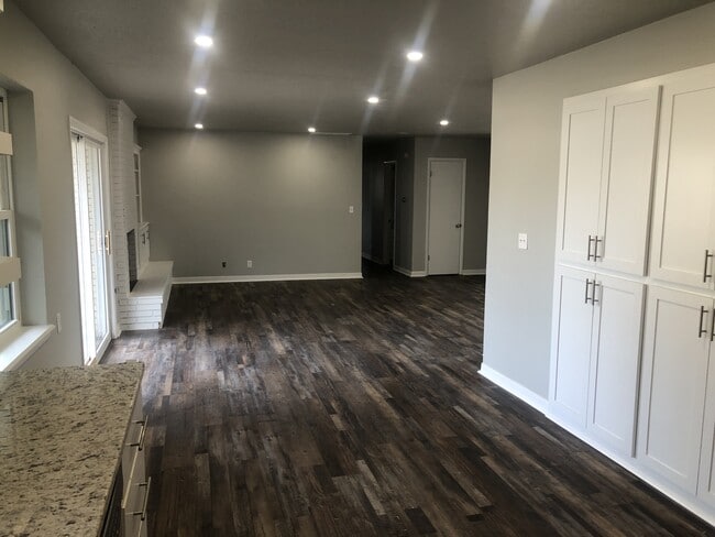 Foto del edificio - 2209 Iowa St