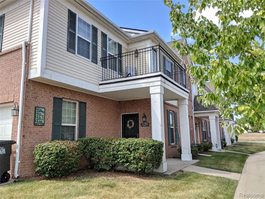 Primary Photo - 23782 Northstone Village Dr
