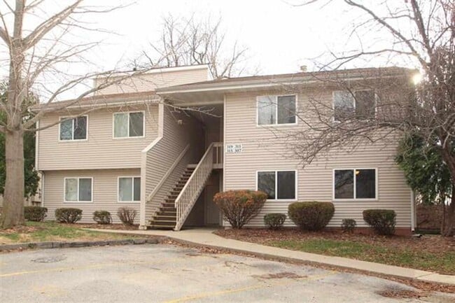 2 Bedroom condo on the west side of Iowa City - 2 Bedroom condo on the west side of Iowa City