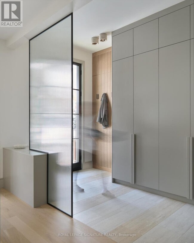 Building Photo - 82 Gough Ave