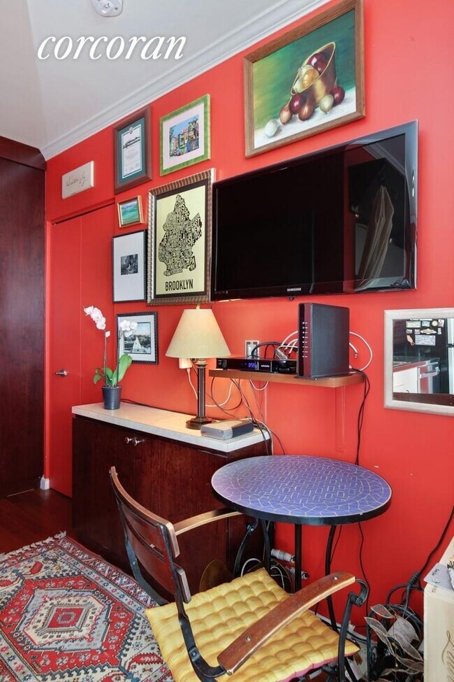 Foto del edificio - 111 W 67th St