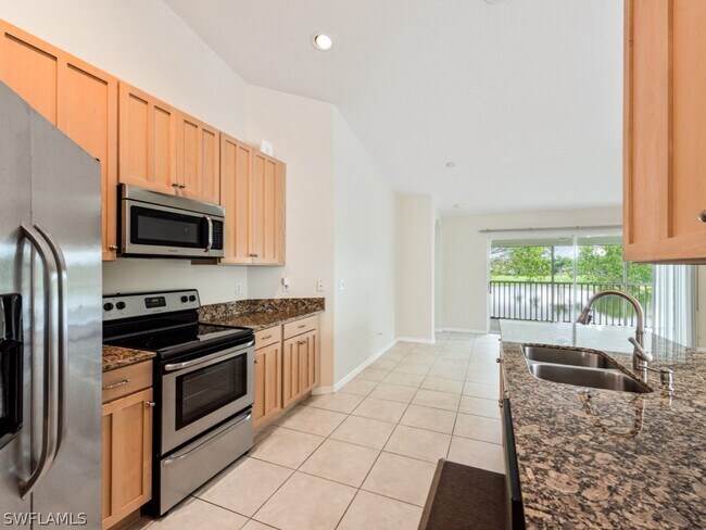 Foto del edificio - 6886 Sterling Greens Ct