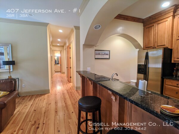 Foto del edificio - 407 Jefferson Ave #1