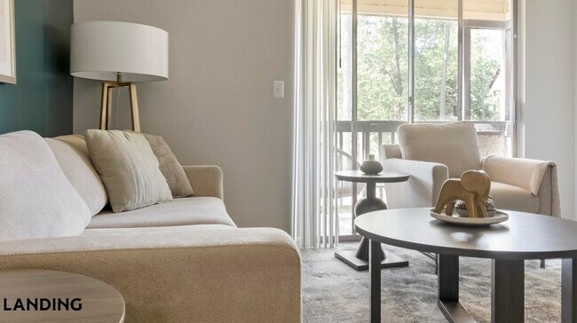Foto del edificio - 10263 Whispering Forest Dr