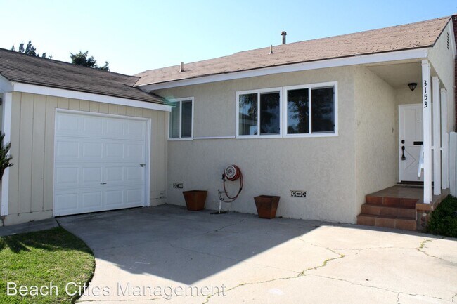 Foto del edificio - 3153 N Los Coyotes Diagonal