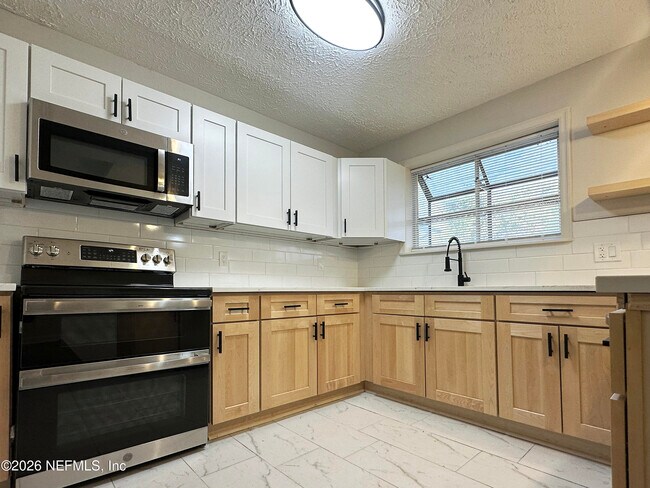 Foto del edificio - 1239 Glen Laura Rd