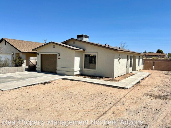Building Photo - 2 br, 2 bath House - 702 Harrison St.