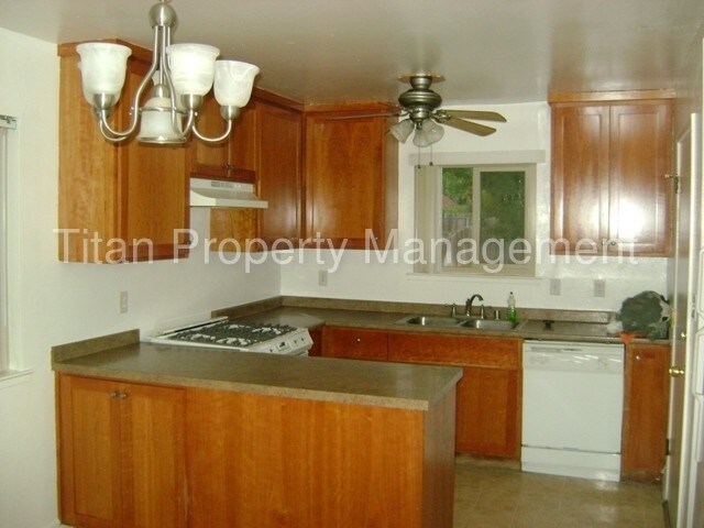 Building Photo - 8019 San Cosme Dr