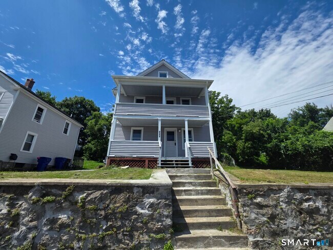 Foto del edificio - 152 Chestnut Ave