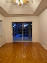 Building Photo - 394 Knight Dr