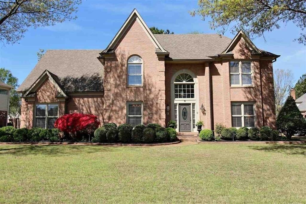 Primary Photo - 2345 Linkenholt Dr