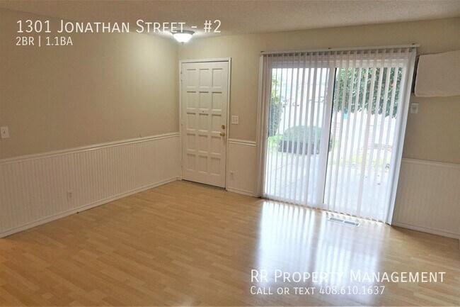 Foto del edificio - Updated Unit in Well Maintained Santa Clar...